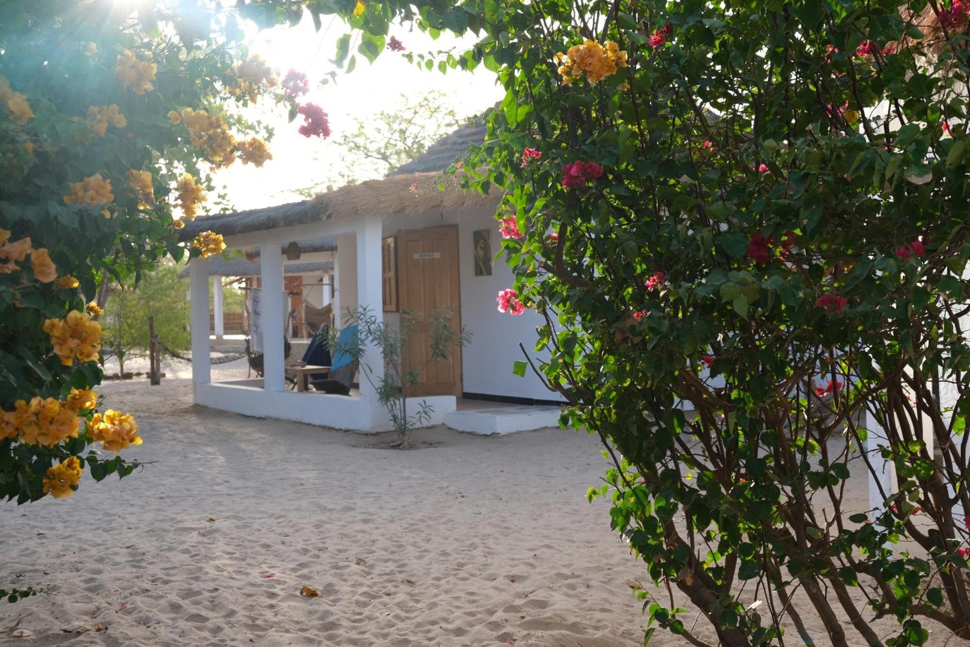 Bazouk Du Saloum Ecolodge Mar Lodj المظهر الخارجي الصورة